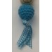 GEHAAKTE BEER hanger in TURQUOISE BLAUW